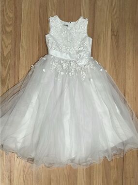 Girls' White Floral Appliqué Tulle Dress